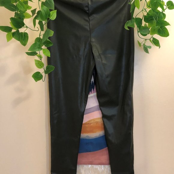 PLT Split Hem Pant - Picture 2 of 3